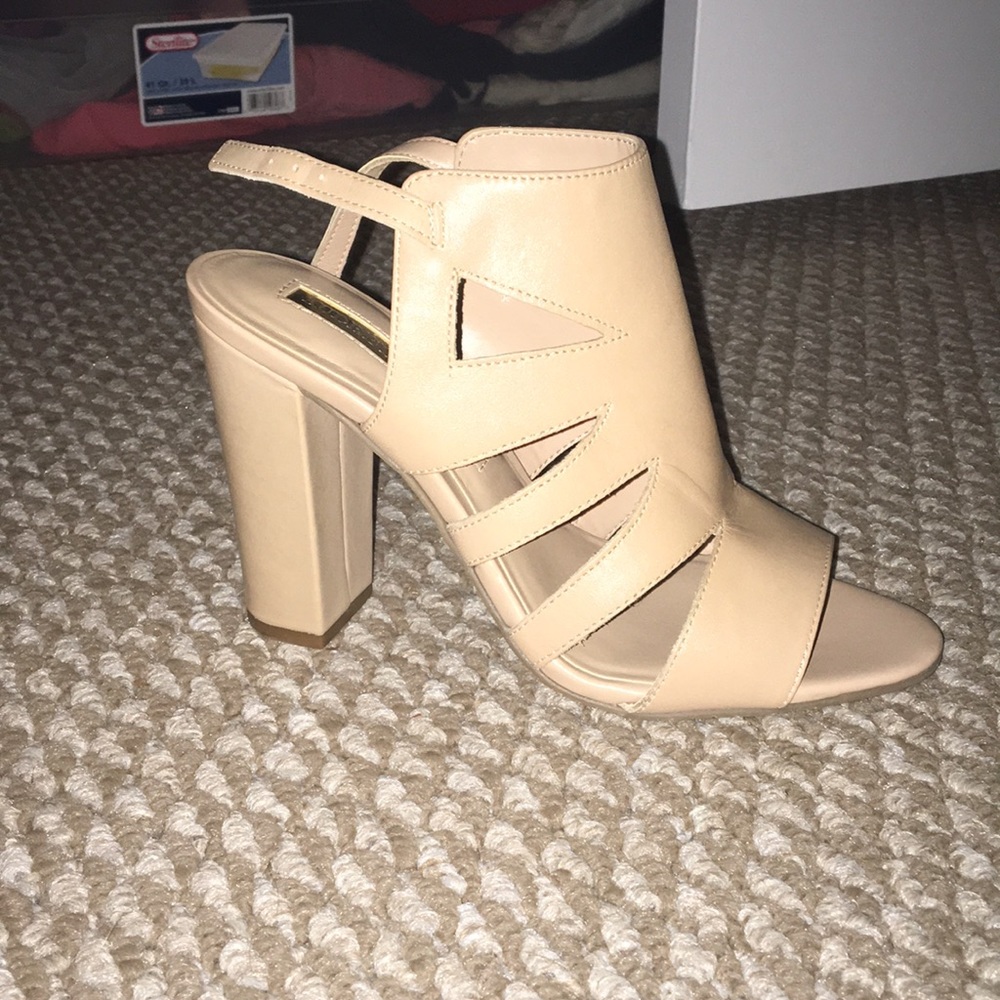 Nude wedge heel